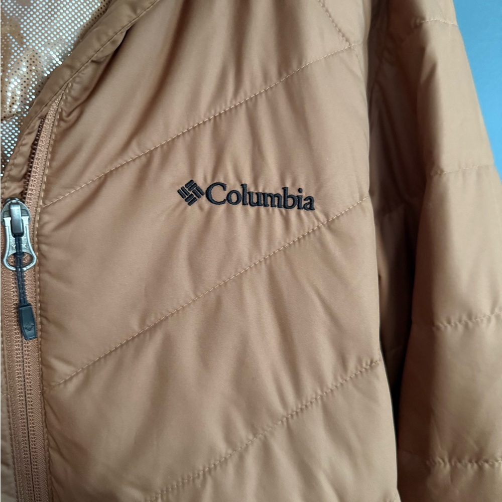 Columbia Tan Quilted Puffer Jacket - Picture 2 of 5
